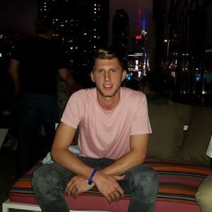 Meet your Posher, Wesley